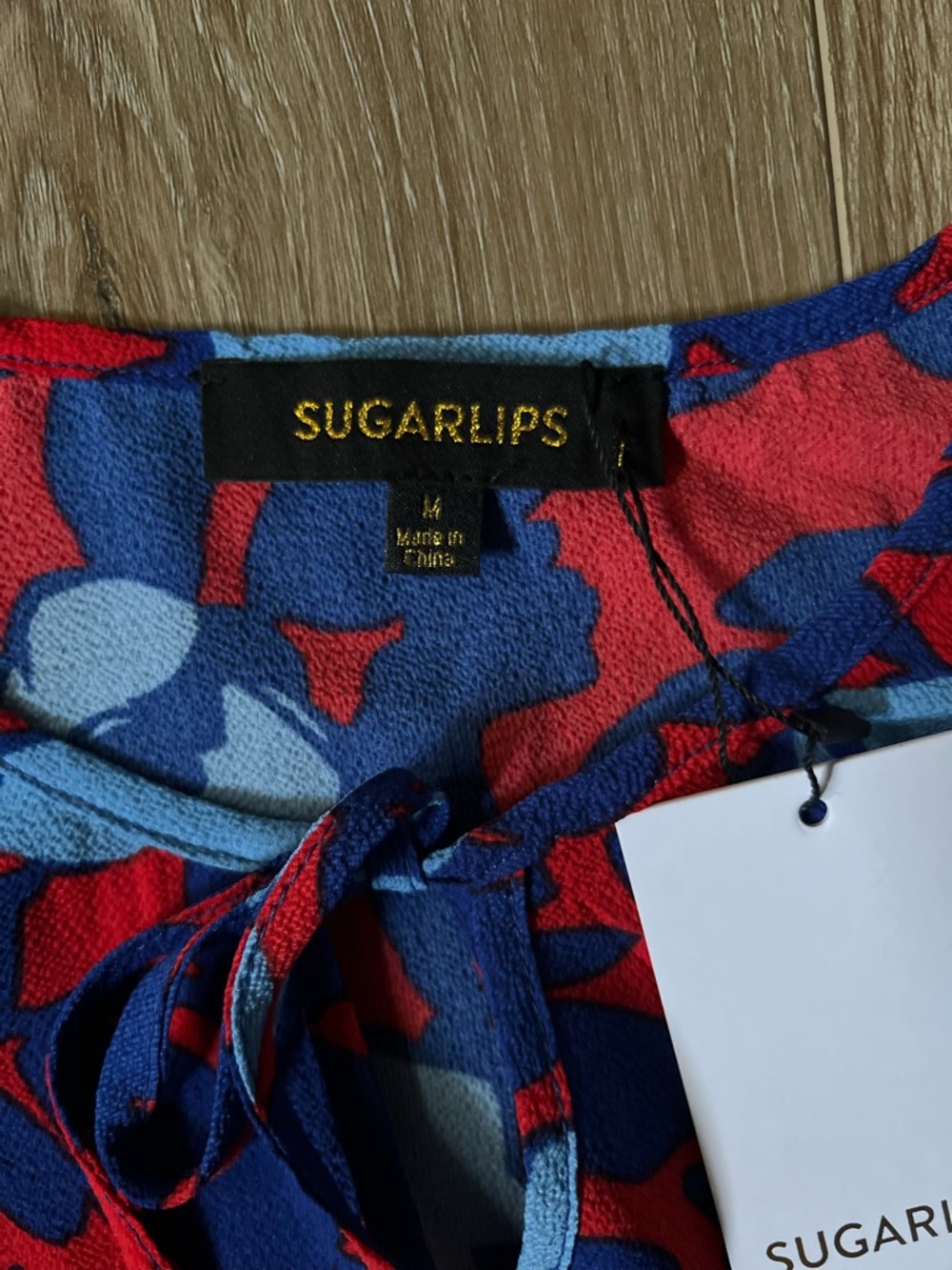 SUGARLIPS Matador Floral Eclipse Smocked Top NWT - Picture 7 of 9